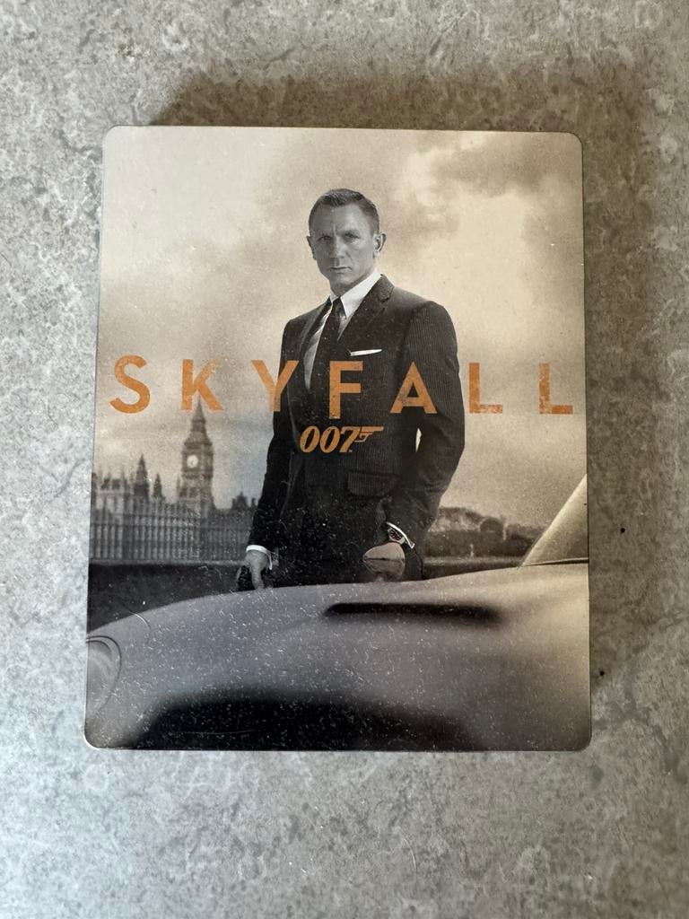 DVD Skyfall Metal Case, Cd's en Dvd's, Ophalen of Verzenden, Zo goed als nieuw