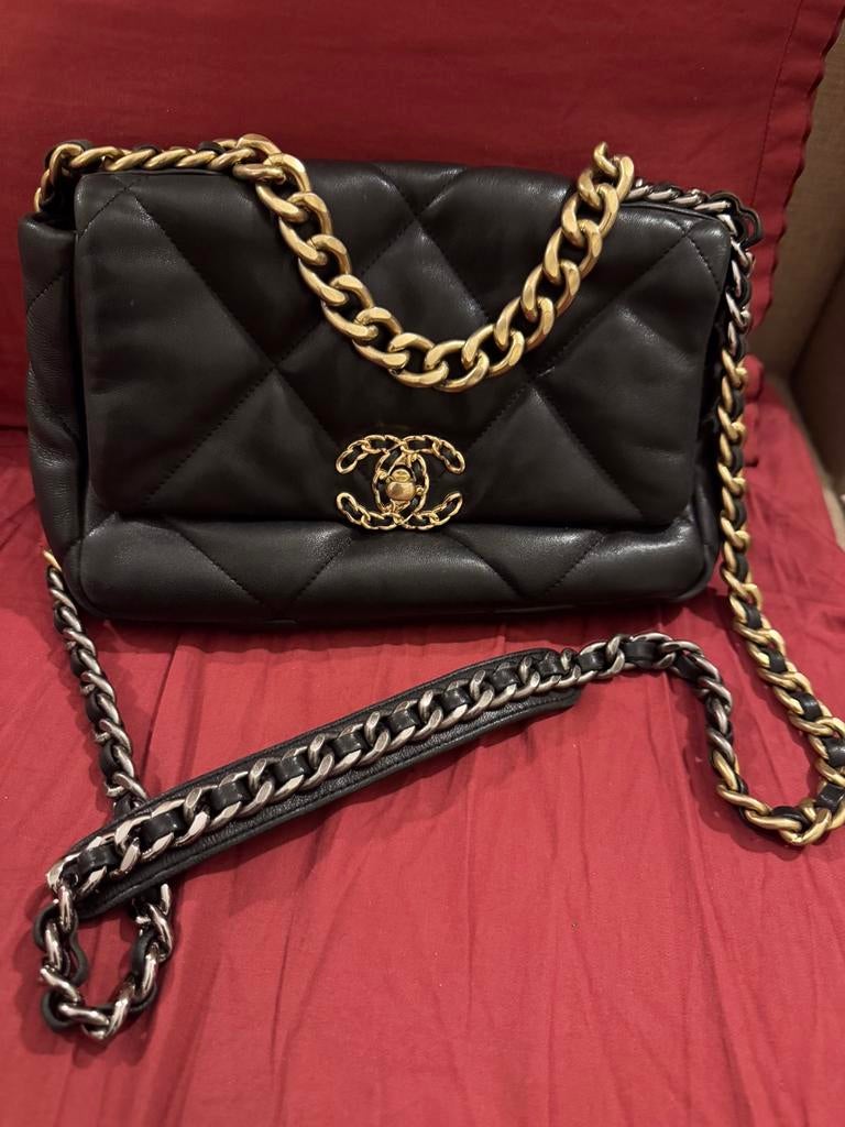 Chanel 19 tas, Handtassen en Accessoires, Tassen | Damestassen, Ophalen of Verzenden, Zo goed als nieuw