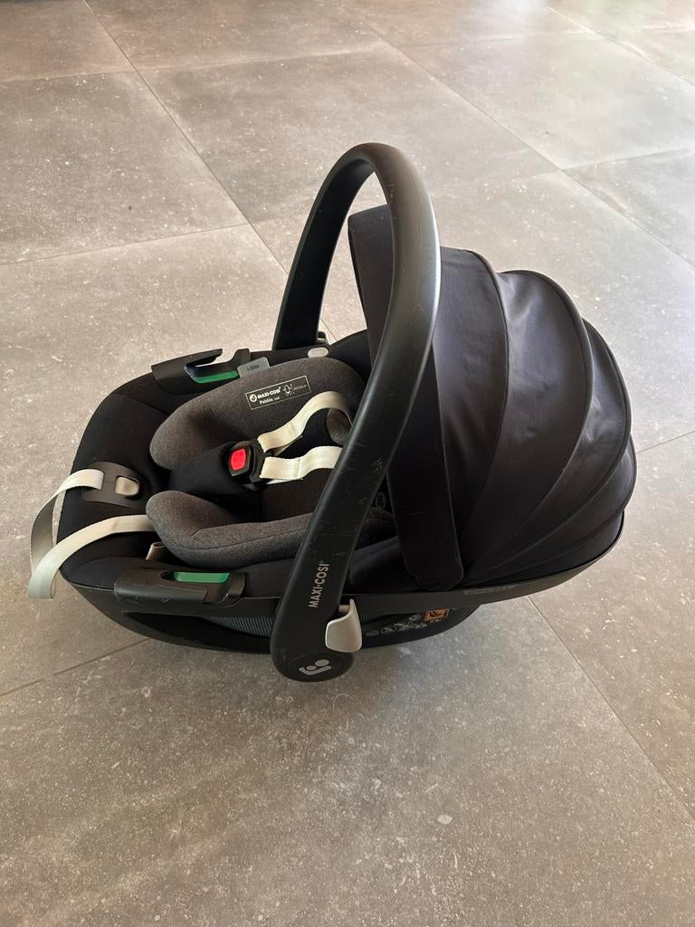 Maxi cosi pebble 360, Ophalen, Gebruikt