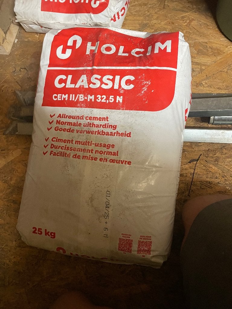 2 zakken Cement holcim, Doe-het-zelf en Bouw, Ophalen, Nieuw, Overige typen