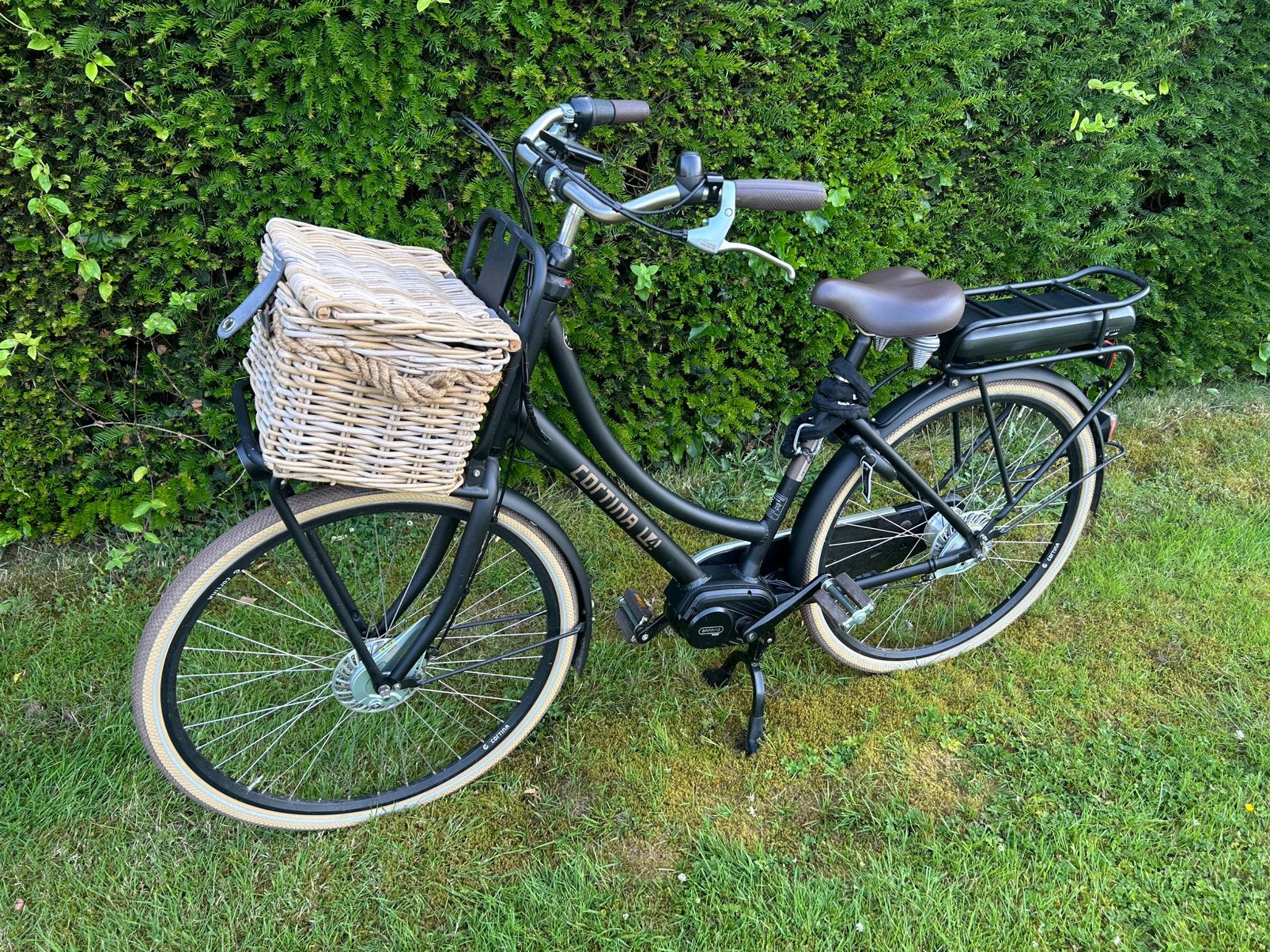 Elektrische omafiets cortina, Ophalen, Zo goed als nieuw, Cortina
