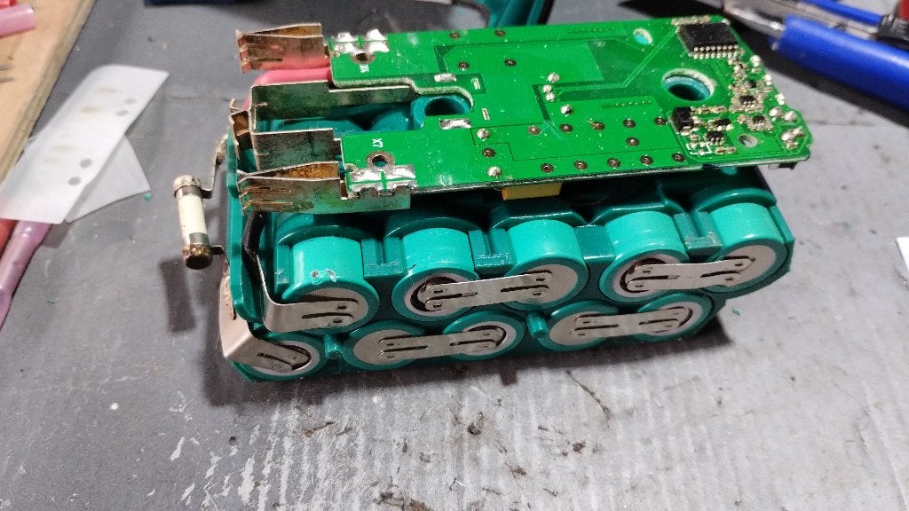 Réparation de batteries au lithium, Bricolage & Construction, Enlèvement