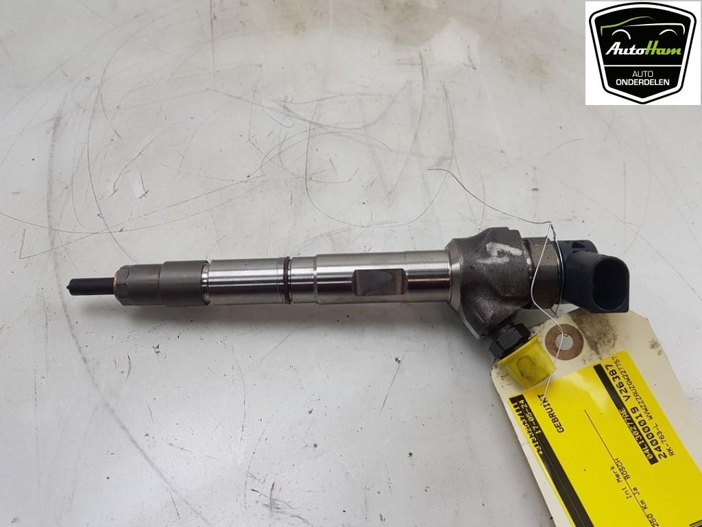 INJECTEUR FAP Golf VII (AUA) (|0445110471|04L130277AE|), Robert Bosch AG, Volkswagen, Utilisé, Robert-Bosch-Allee 1
74232  Abstatt, DE