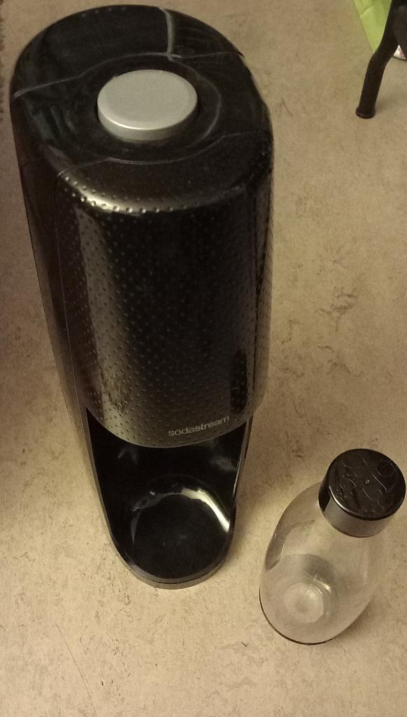 SODASTREAM Terra bruiswatermachine, Ophalen, Zo goed als nieuw