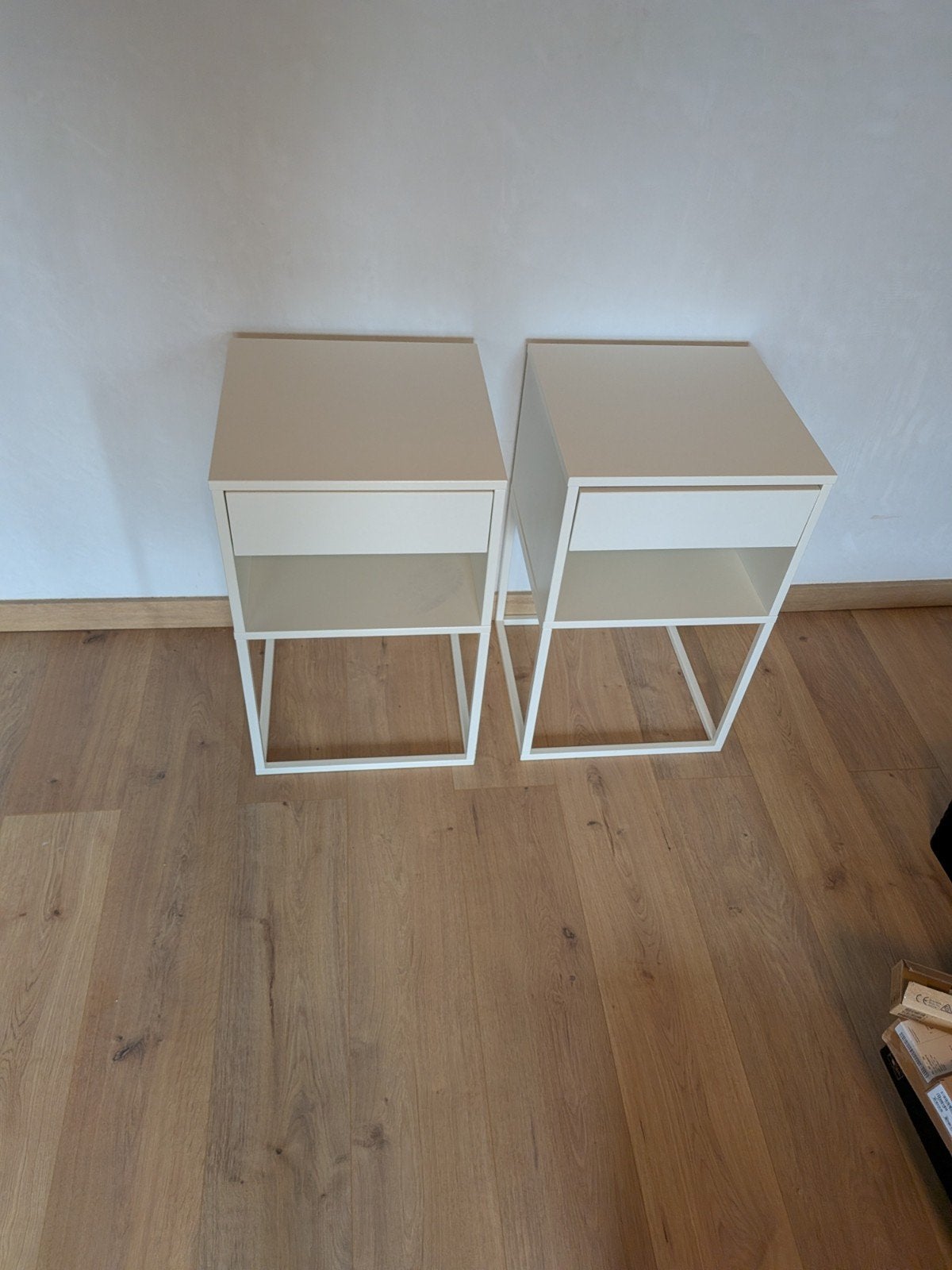 Nachtkastjes Ikea x 2  wit, Huis en Inrichting, Ophalen, Minder dan 55 cm, Zo goed als nieuw, Rechthoekig