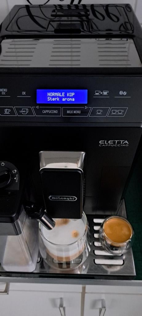 Machine à café Delonghi en bon état, Enlèvement, Cafetière