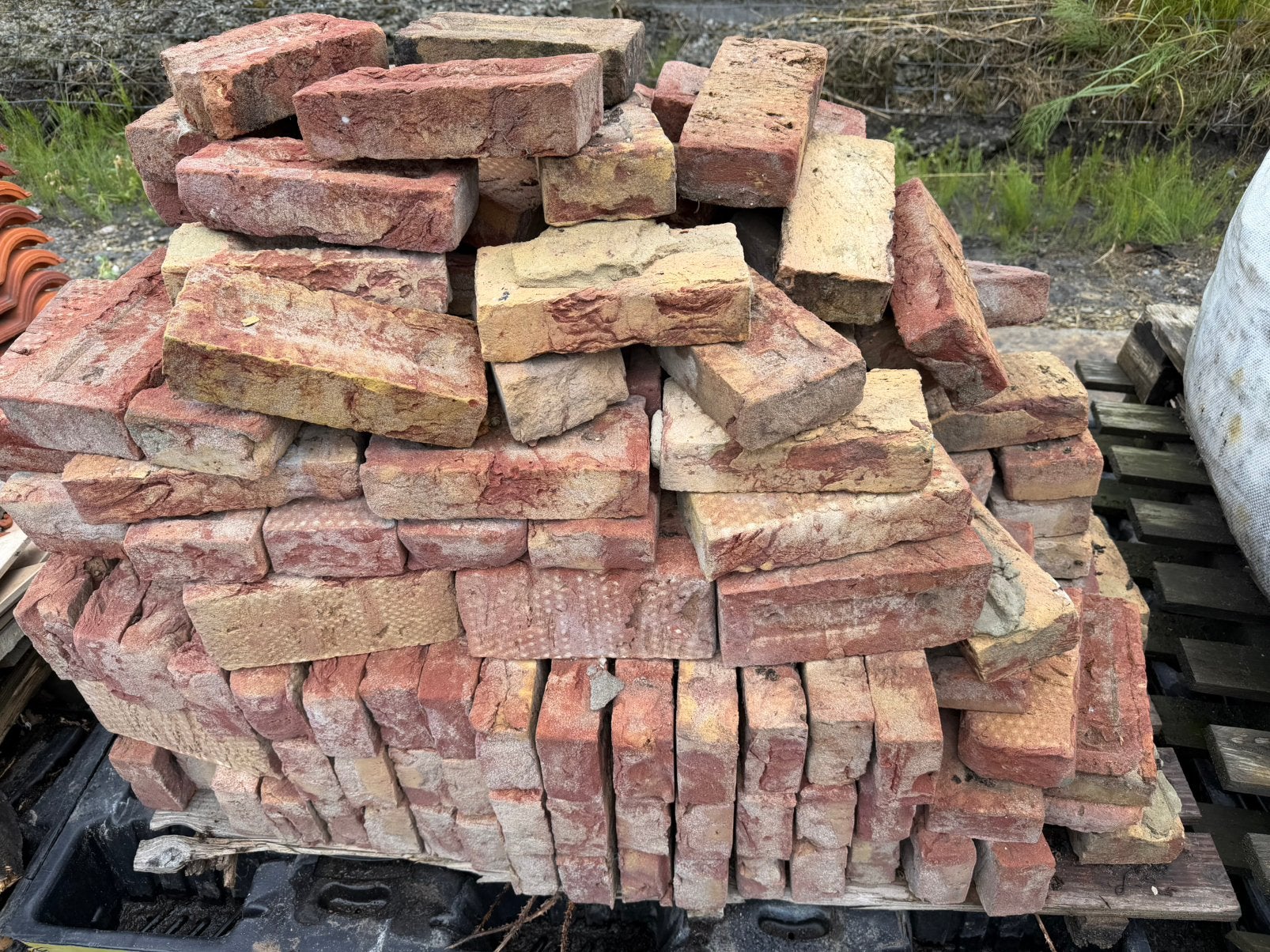 Oud veere bakstenen, Doe-het-zelf en Bouw, Metselstenen, Ophalen, Zo goed als nieuw, Bakstenen