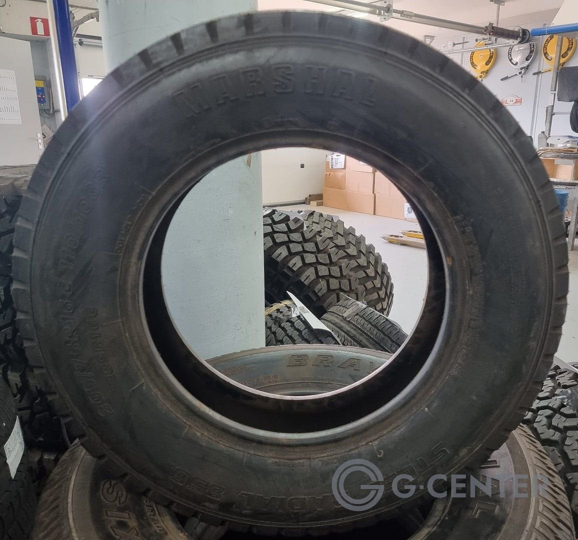 Enkele band Marshal 205/75 R16 Adv39, Auto-onderdelen, Banden en Velgen, Gebruikt, -, BOVAG lid, Band(en)