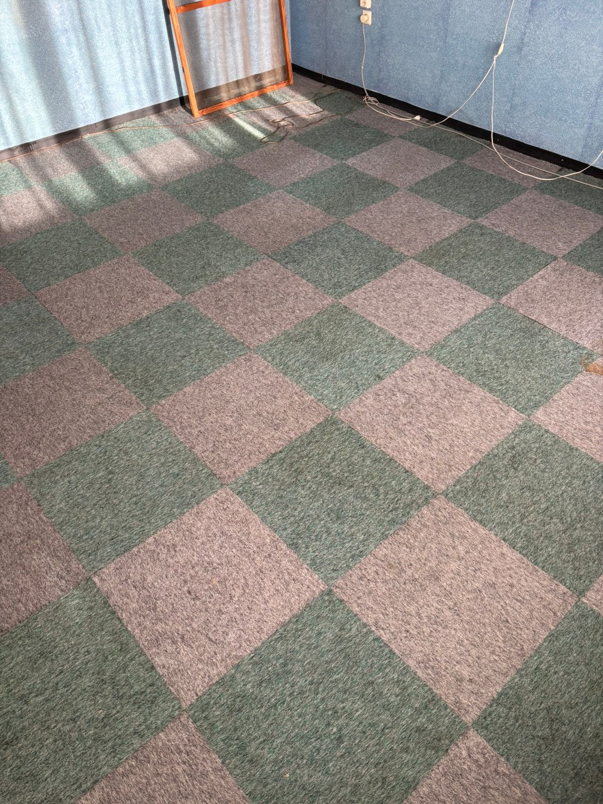 Gratis tapijt tegels, Huis en Inrichting, Ophalen, Gebruikt, Tapijttegels, Groen