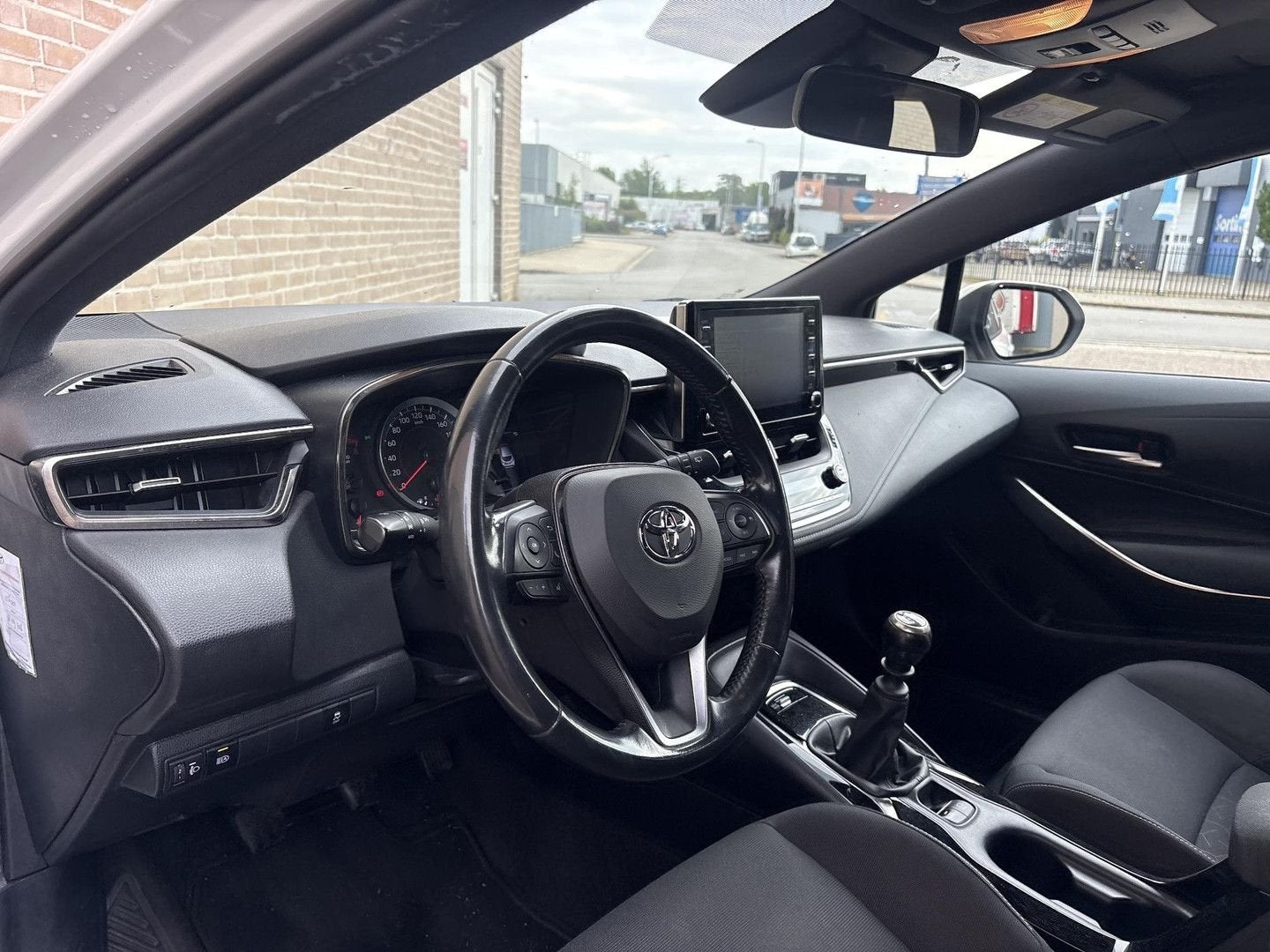 Toyota Corolla 1.2 Turbo Active | € 7.700,- NETTO! | Climate, Auto's, Zwart, Corolla, Wit, Bedrijf