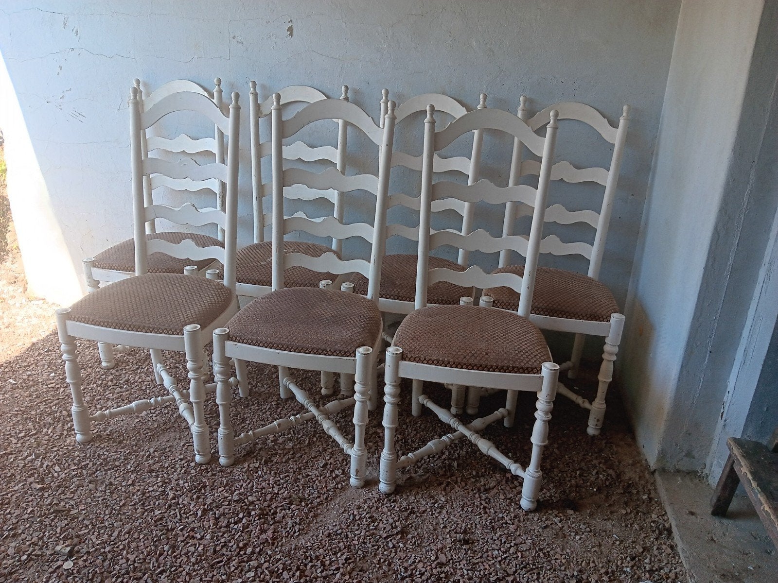 7 witte stoelen, Huis en Inrichting, Ophalen, Gebruikt, Wit, Hout