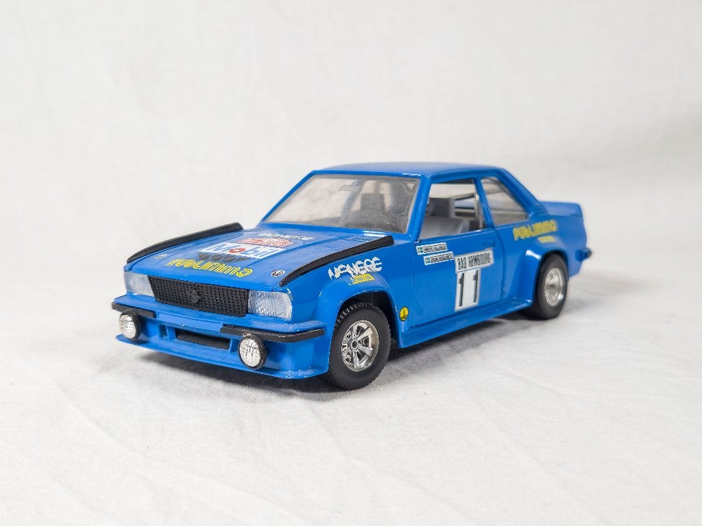 Bburago Opel Ascona 400 Rally (1/24) - Blauw #11, Ophalen, Gebruikt, Auto, Burago