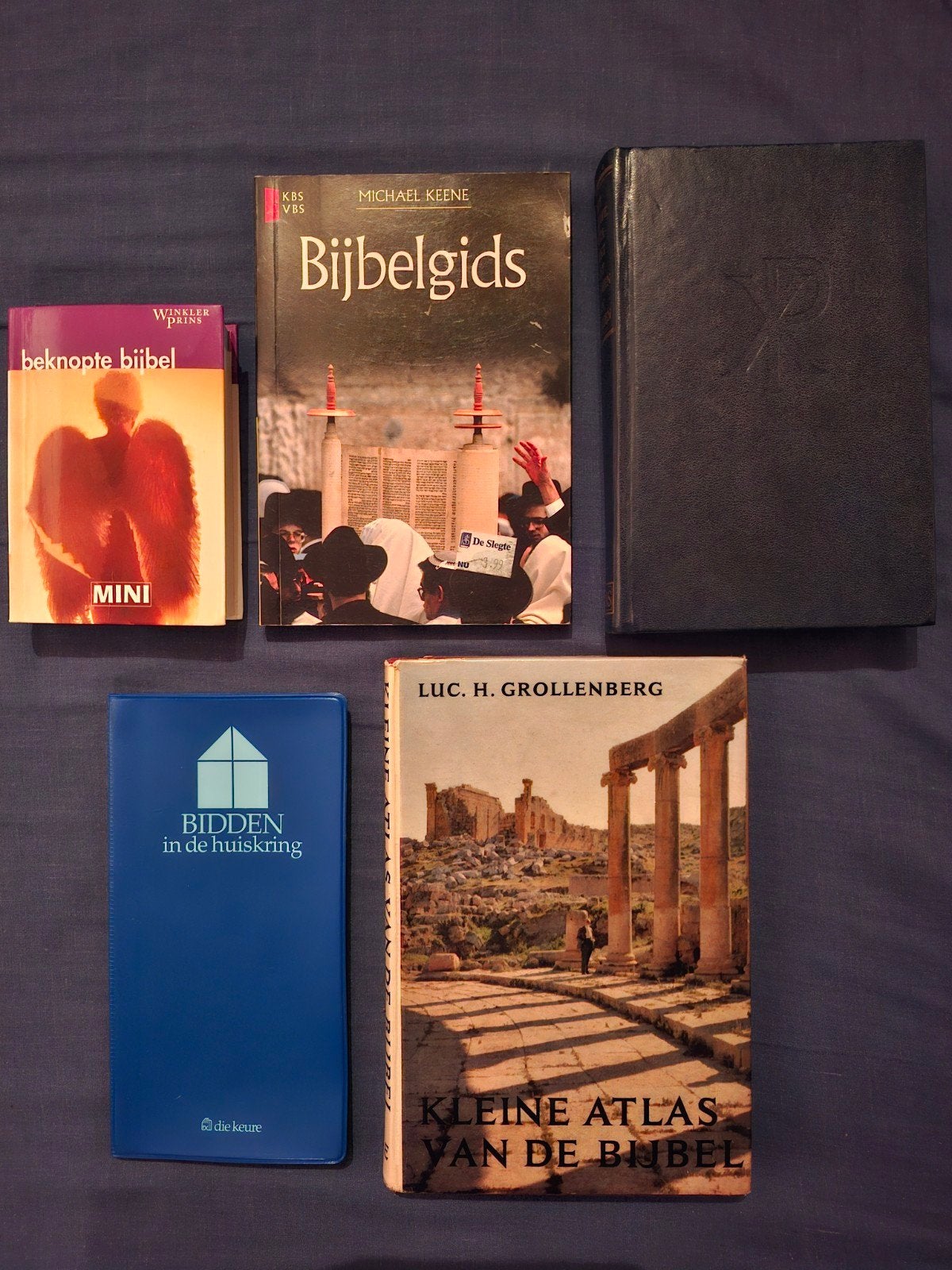 Bijbel pakket, Ophalen of Verzenden, Gelezen, M. Keene