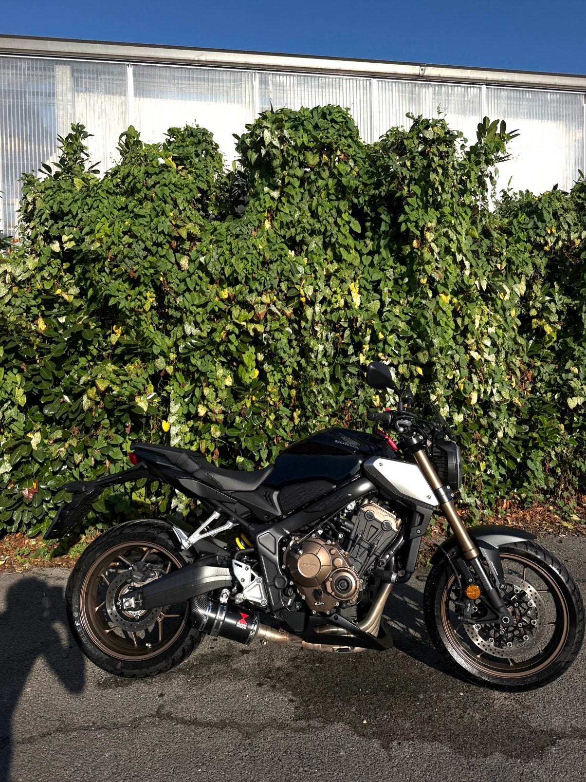 Honda cb650r A2 sport pakket 5.700km’s!, Motoren, Handvatverwarming, 4 cilinders, Minimaal motorrijbewijs A2, Handgeschakeld