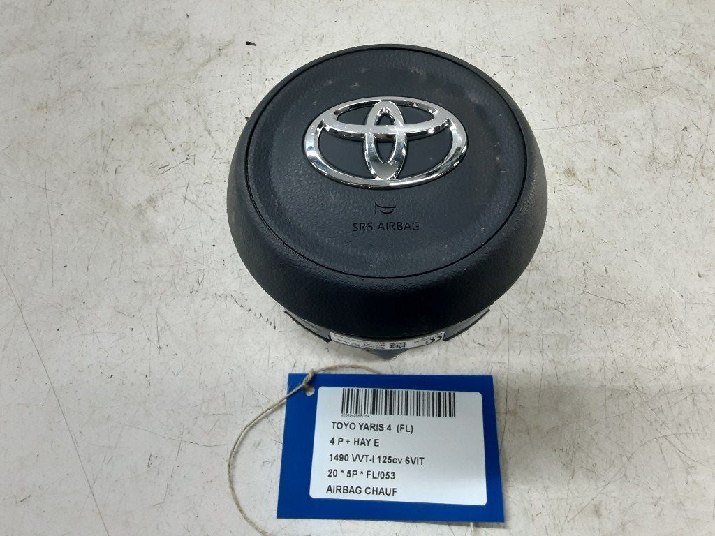 AIRBAG VOLANT Yaris IV (P21 / PA1 / PH1) (45130K0040), Mevr. I. Hauben, Toyota, Utilisé, Rue de l'Espoir 34 34
4030  GRIVEGNÉE, BE