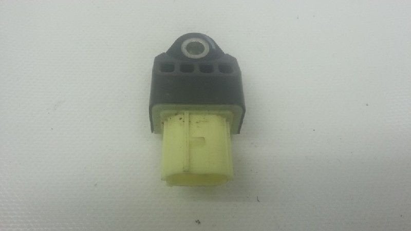 CAPTEUR AIRBAG Toyota Auris (E15) (|8983175020|), Utilisé, Toyota
