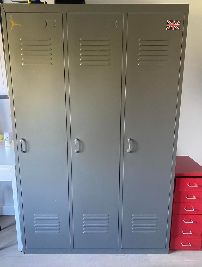 Lockerkast - stoere jongens kledingkast, Ophalen, Zo goed als nieuw