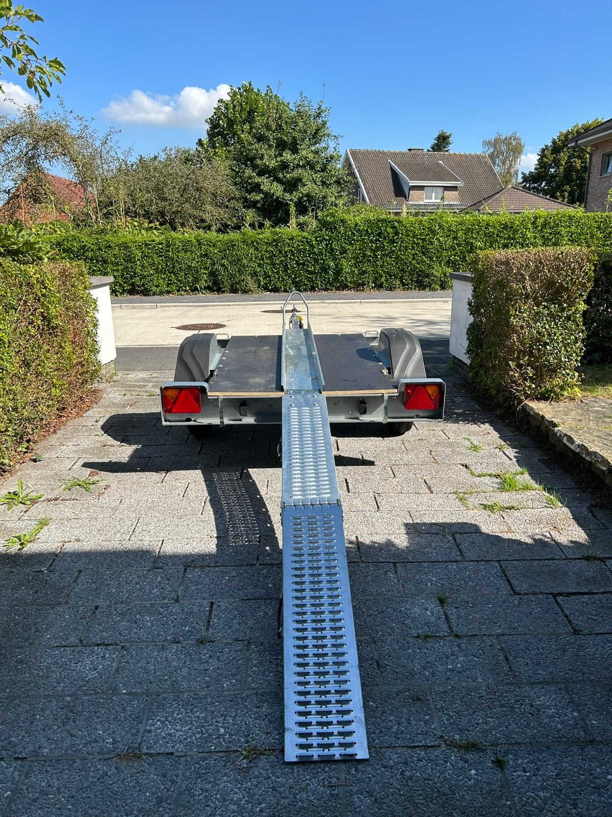 Aanhangwagen voor moto, Ophalen, Zo goed als nieuw