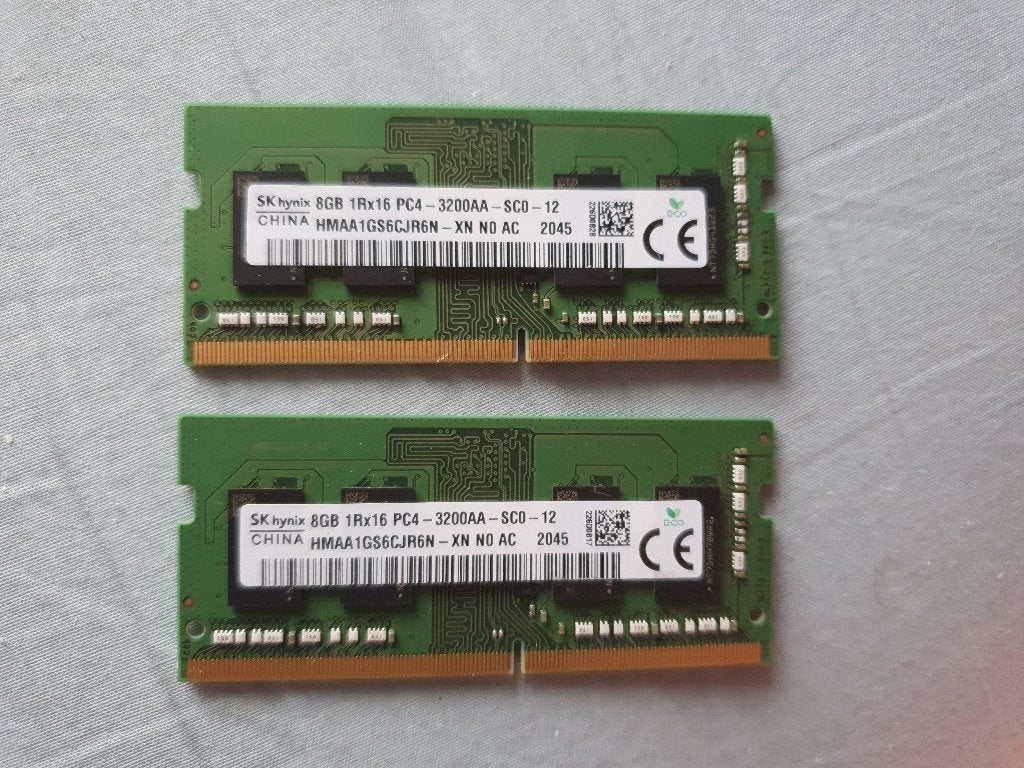 16Gb DDR4 Hynix 8Gb x 2 sodimm, DDR4, Ophalen of Verzenden, Zo goed als nieuw, Laptop