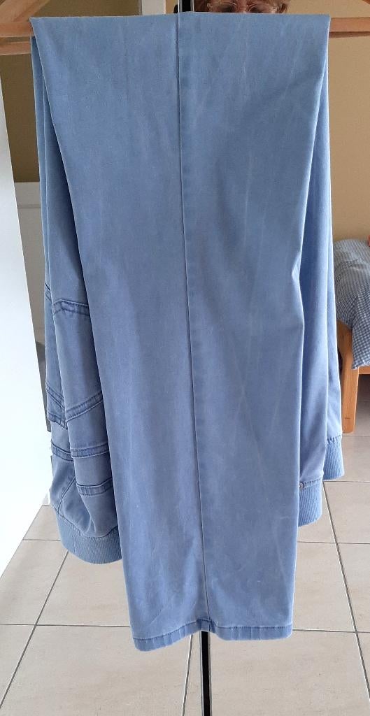 Te koop: mooie licht blauwe broek van Brax"Raphaël", 42R, Enlèvement, Bleu, W33 - W36 (confection 42/44), Porté