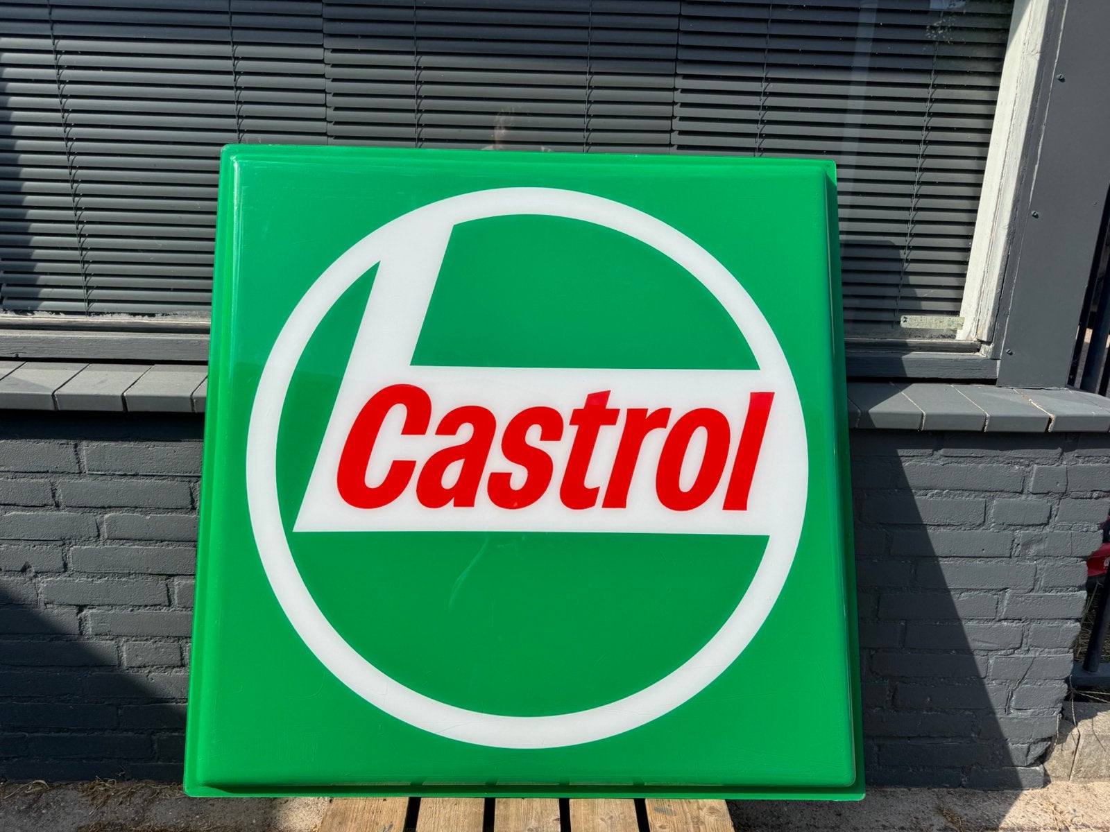 Castrol reclame lichtbak plaat NOS, Verzamelen, Ophalen, Gebruikt, Lichtbak of (neon) lamp