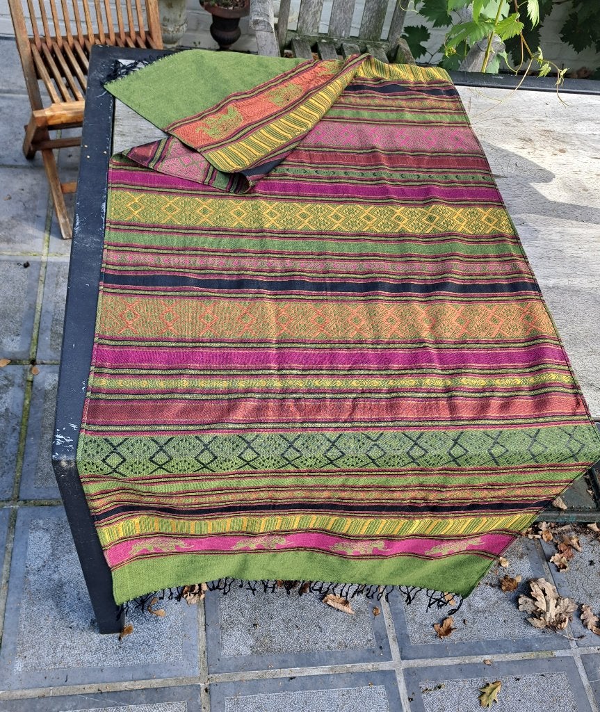 Chemin de table thaïlandais, Chemin de table, Multicolore, Rectangle, Franges/pompons