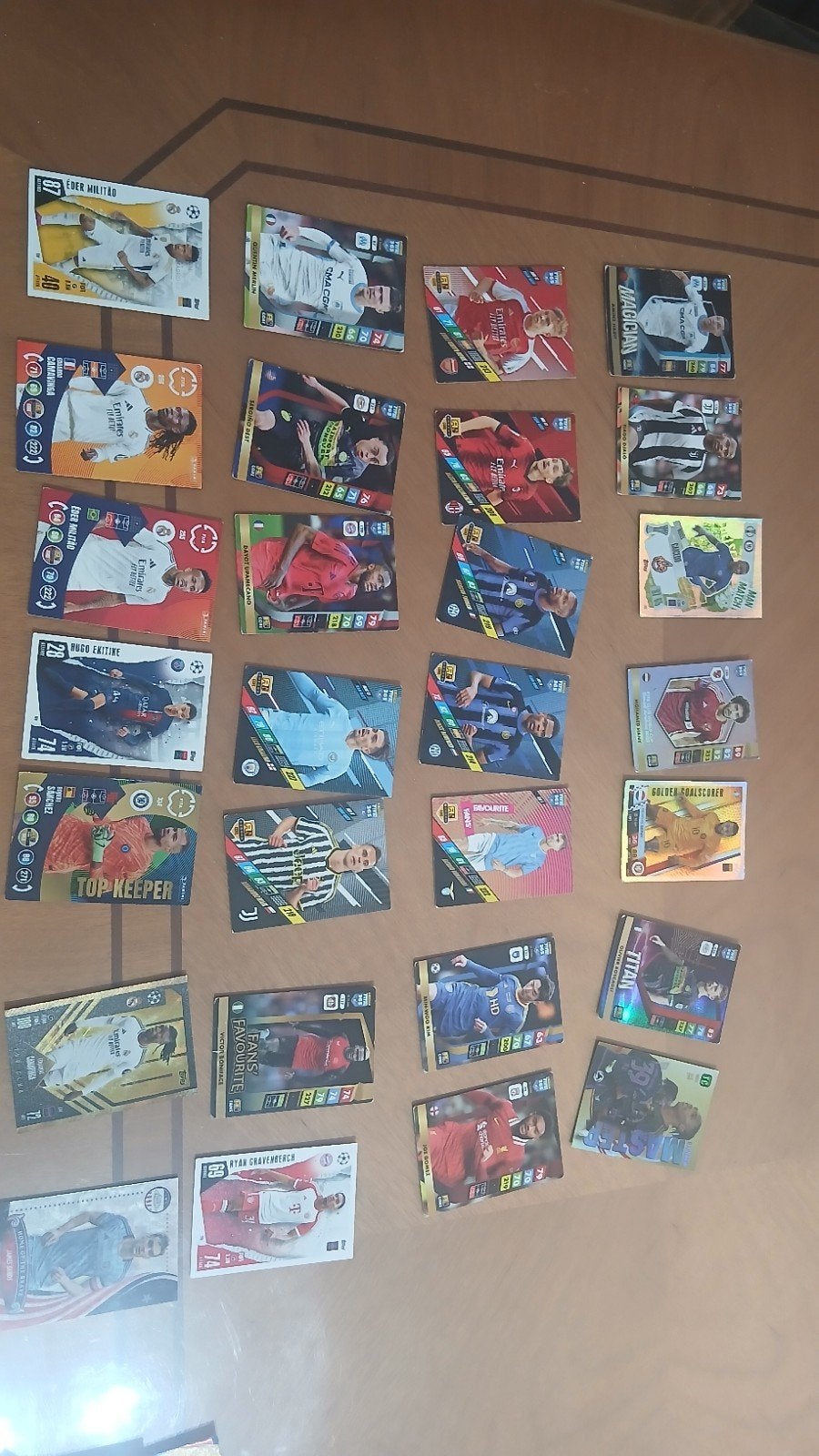 Voetbalkaarten., Hobby en Vrije tijd, Verzamelkaartspellen | Yu-gi-Oh!, Ophalen