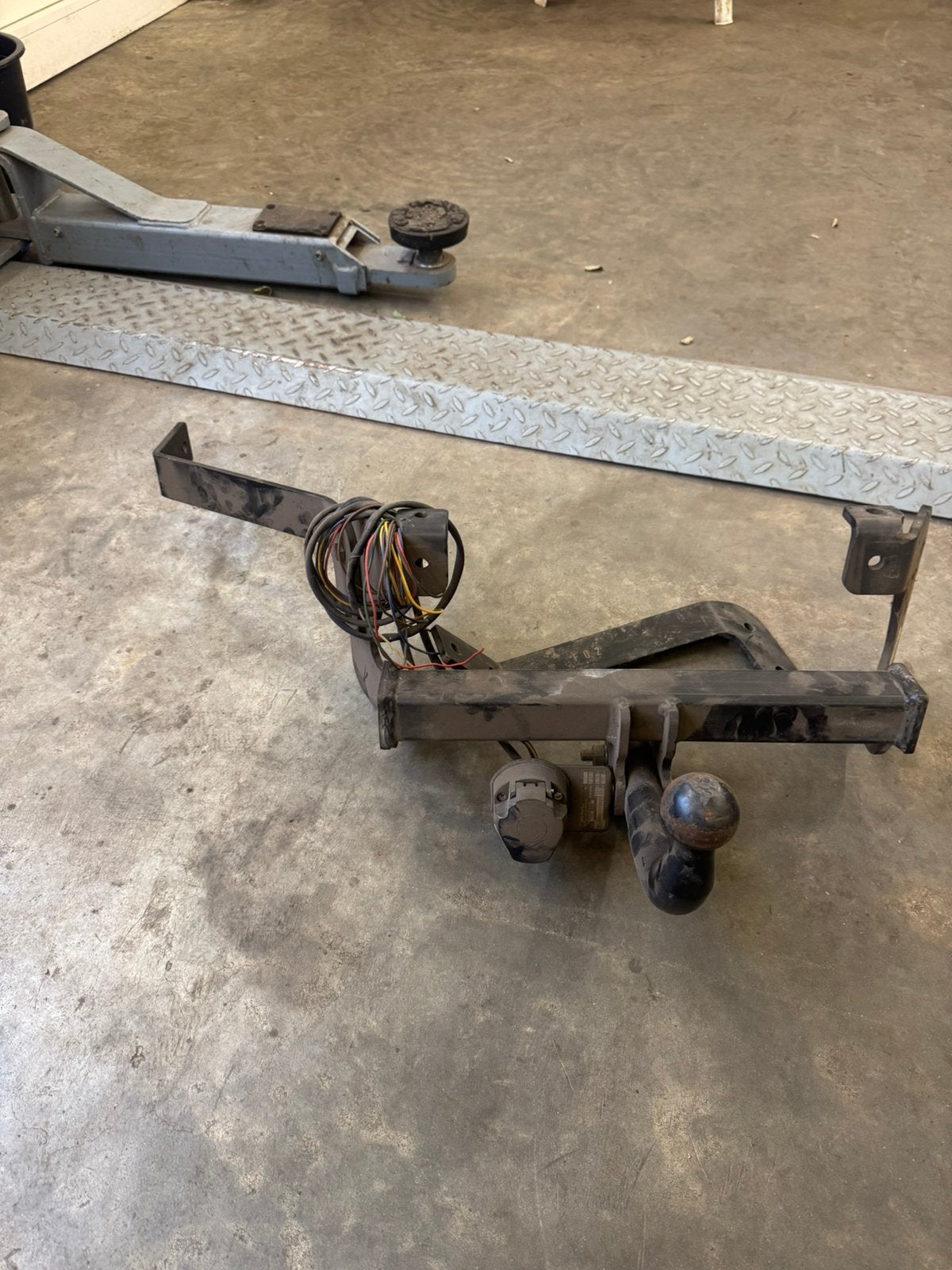 Nieuwe Trekhaak voor Peugeot 205, Autos : Pièces & Accessoires, Enlèvement, Neuf