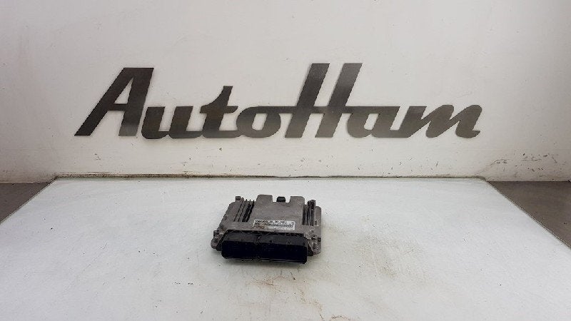 CALCULATEUR MOTEUR ECU Volkswagen Golf VII (AUA), Autos : Pièces & Accessoires, Volkswagen, Volkswagen AG, Utilisé, Kundenbetreuung@volkswagen.de