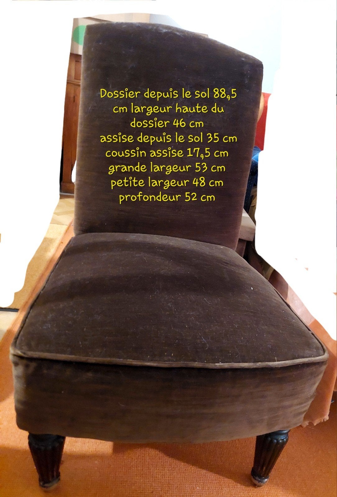 2 Louis XVI fauteuils in laag bruin fluweel, Ophalen