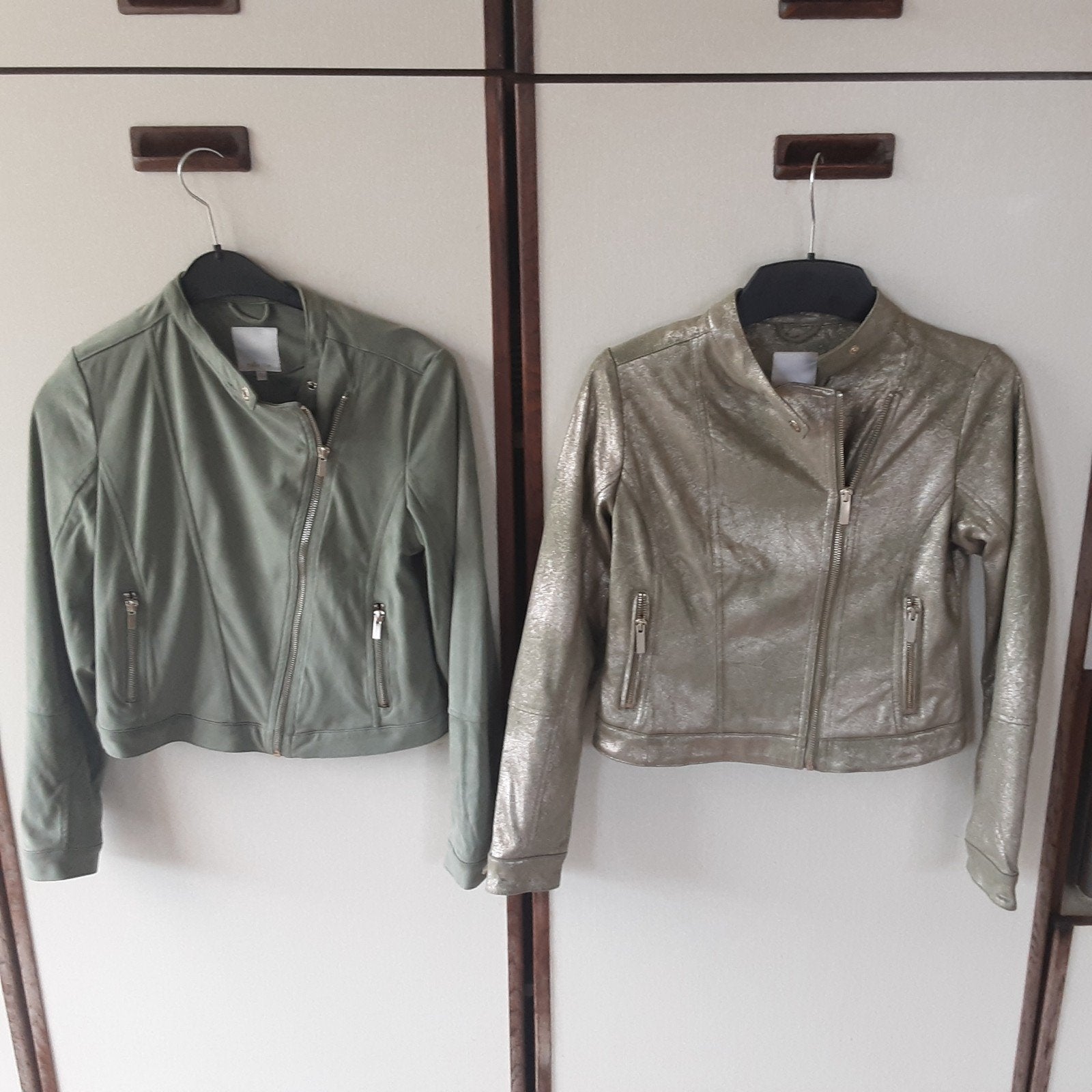 2 jasjes maat 158, Kinderen en Baby's, Kinderkleding | Maat 158, Ophalen of Verzenden, Gebruikt