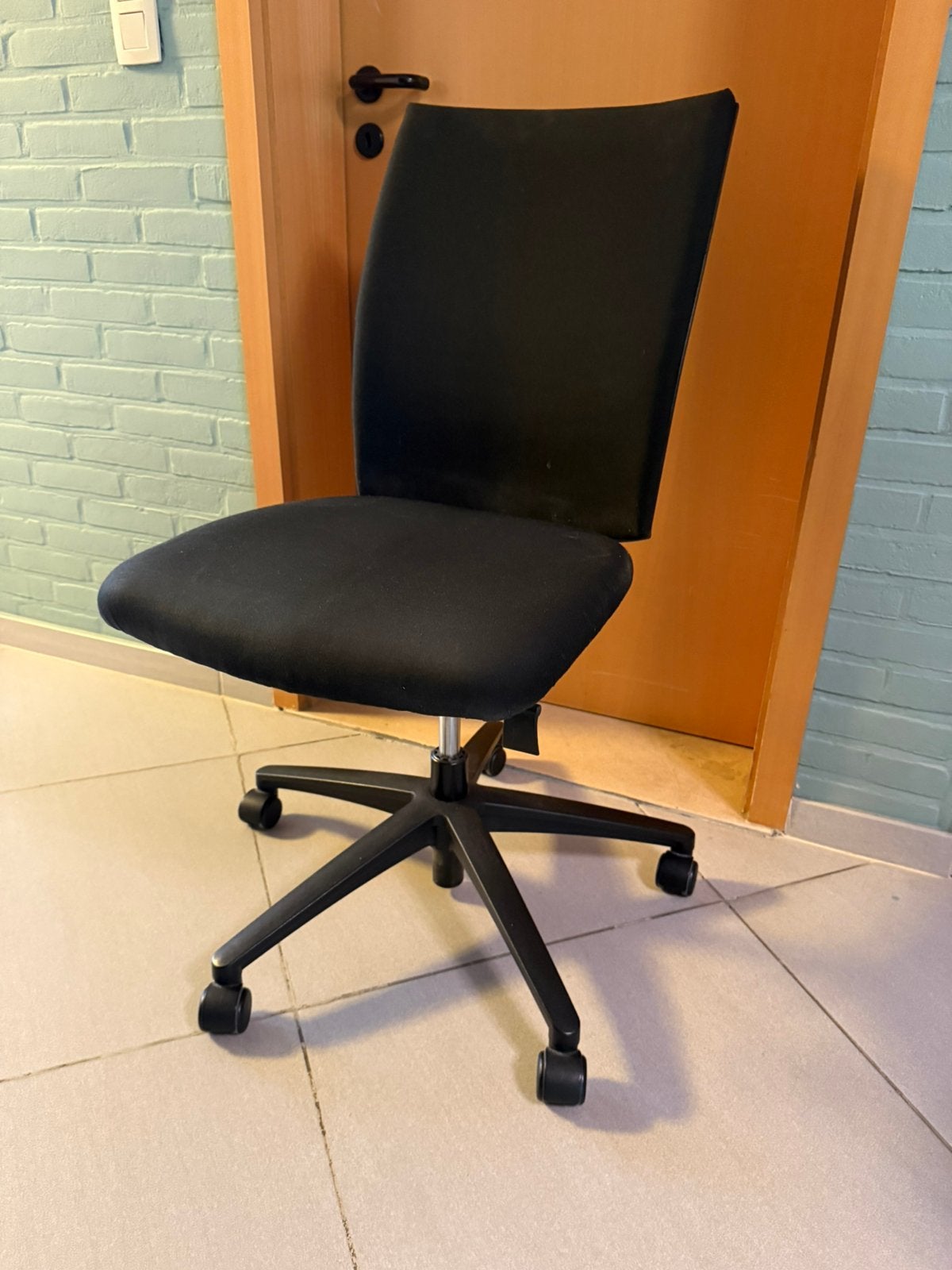 Professionele bureaustoel, Ophalen, Gebruikt, Grijs, Bureaustoel