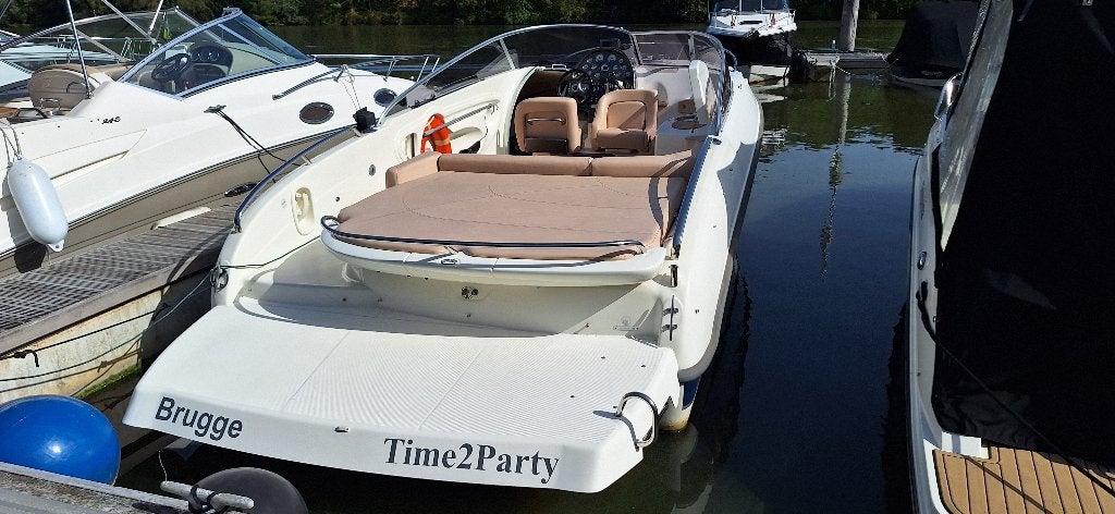 Italiaanse Sportboot Cranchi CSL27, 9 m, Binnenboordmotor, Composieten, Met afstandsbediening