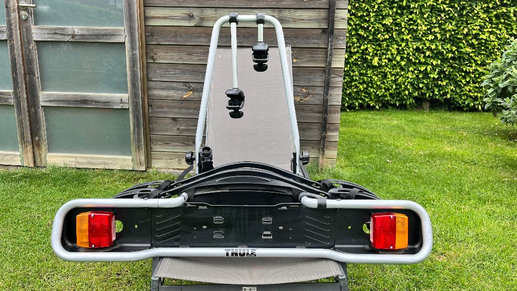 Thule Fietsendrager voor 2 fietsen, Auto diversen, Fietsendragers, Ophalen, Elektrische fiets, Zo goed als nieuw, 2 fietsen