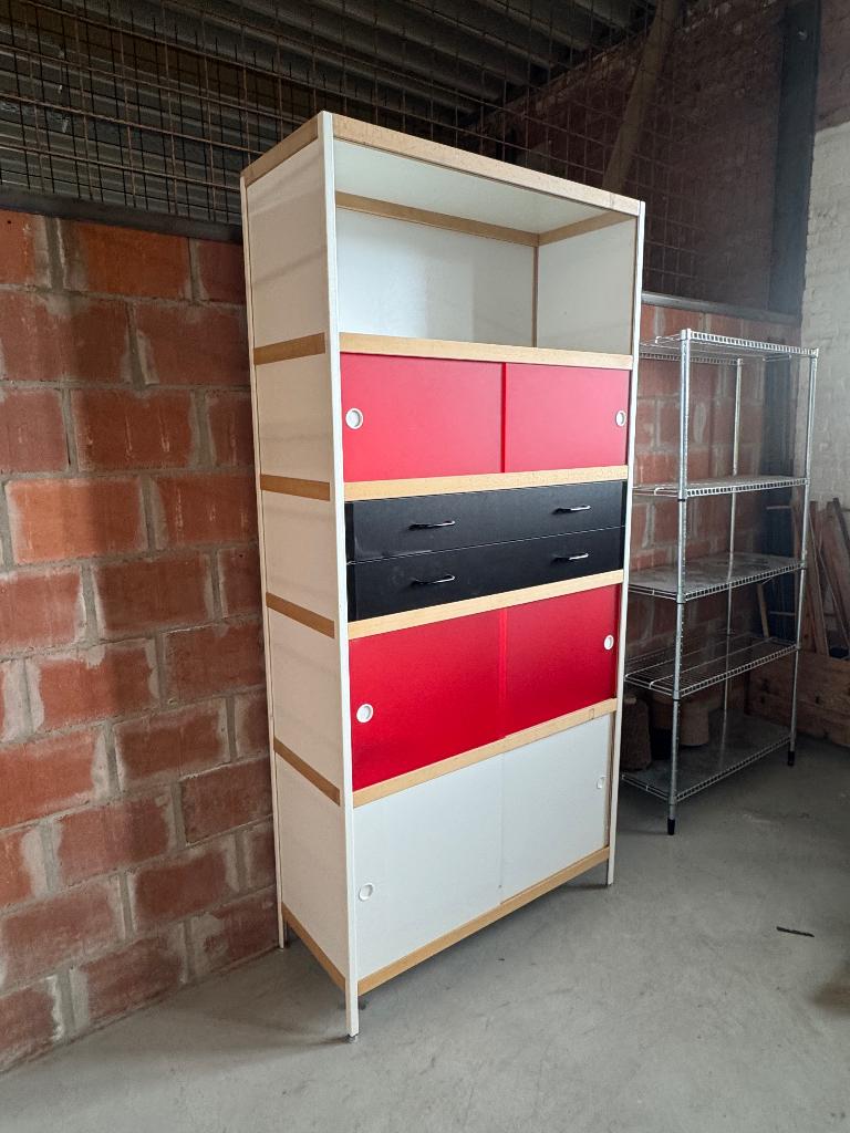 Armoire Kewlox, Enlèvement, Utilisé