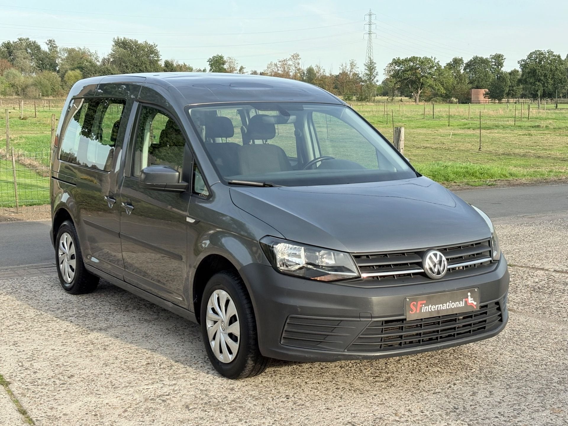 Volkswagen Caddy 1.2TSI Rolstoel Invalide Mindervalide, Auto's, Gebruikt, Euro 6, Caddy Combi, 1667 kg