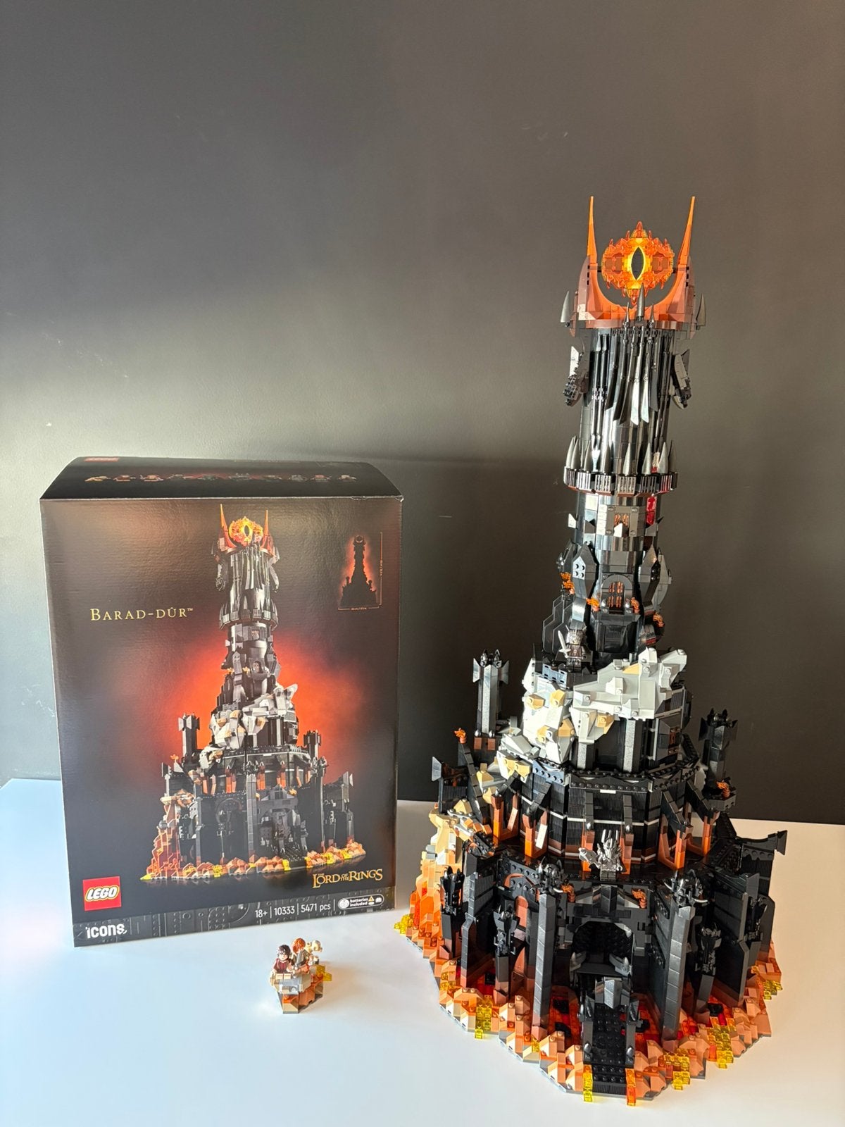 Lego LOTR Barad-dür 10333, Ophalen of Verzenden, Zo goed als nieuw, Lego