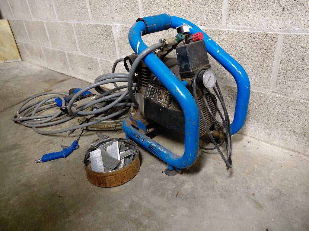 Compressor met toebehoren, Enlèvement