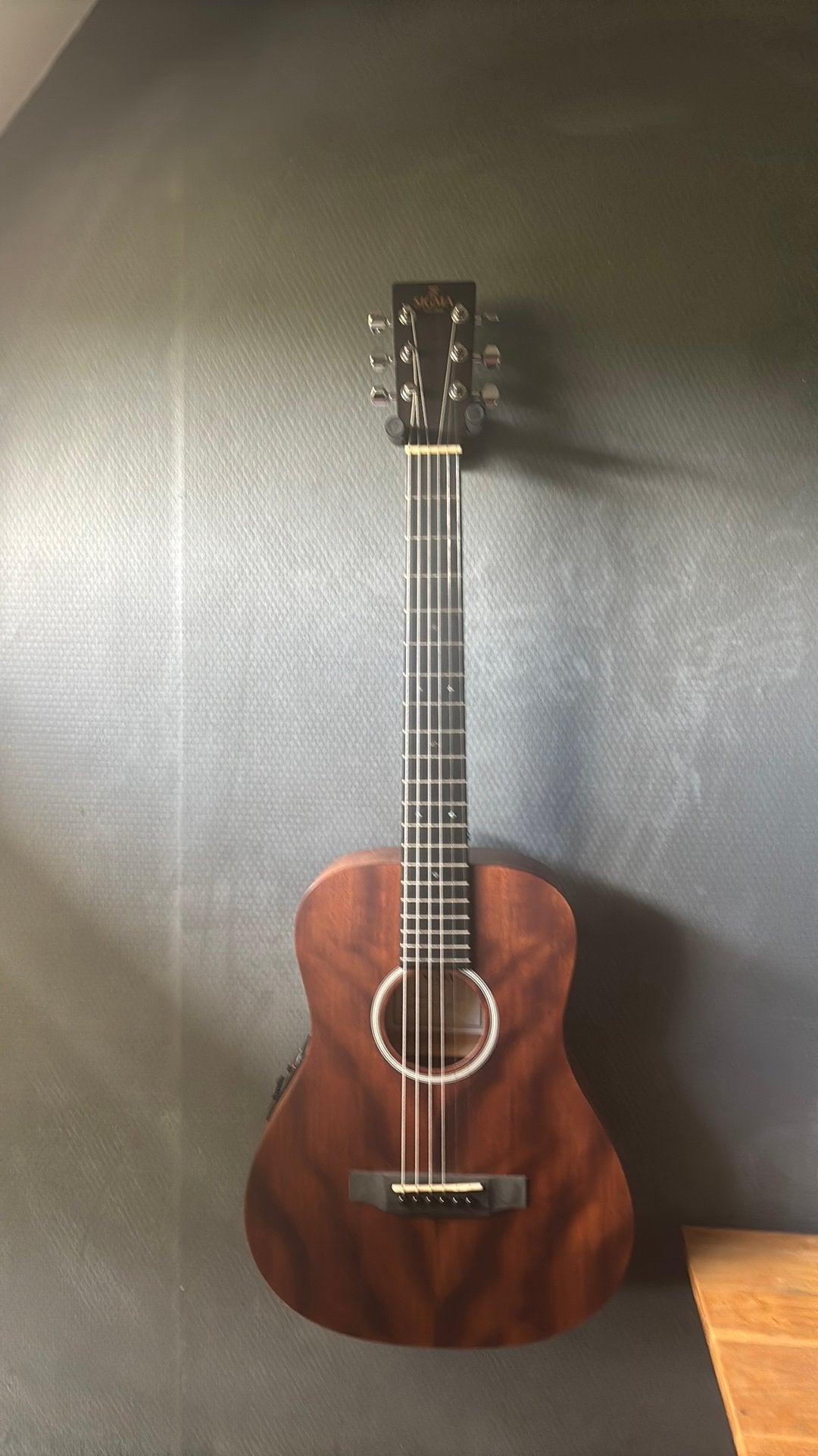 Sigma Guitars TM-15E elektrisch-akoestische gigbag, Muziek en Instrumenten, Snaarinstrumenten | Gitaren | Akoestisch, Ophalen
