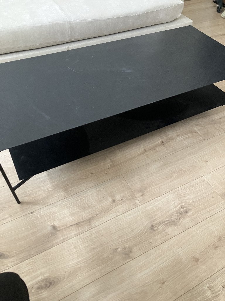 Table noire métal Kave Home, 100 à 150 cm, Enlèvement, Utilisé, Rectangulaire
