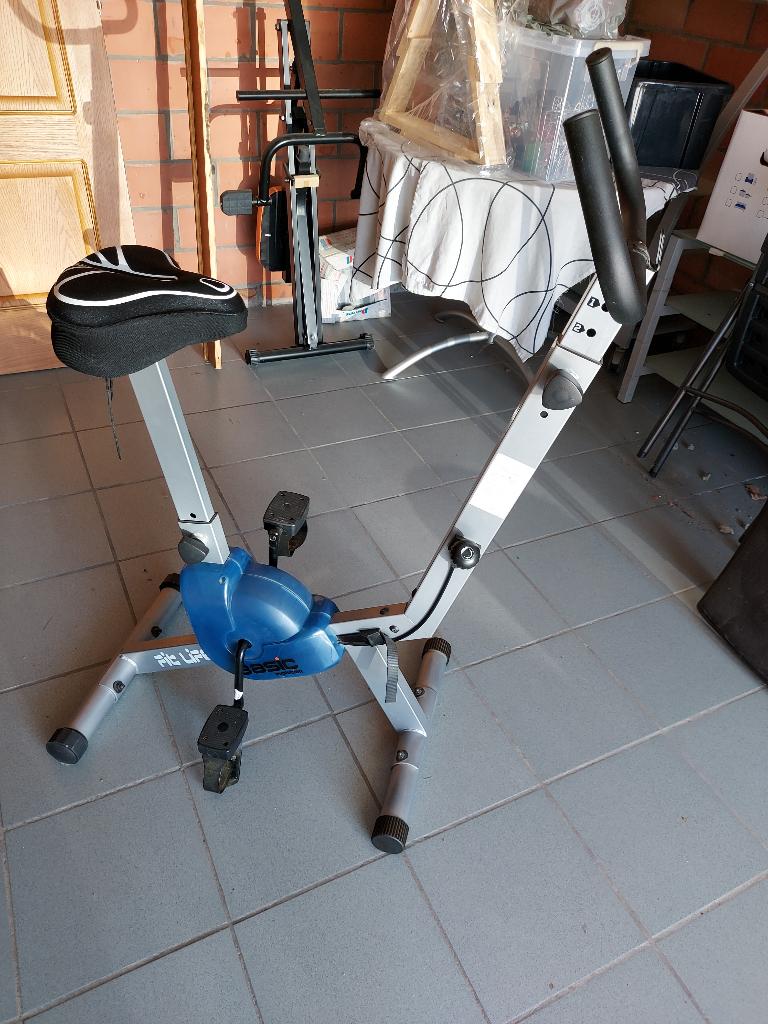 Hometrainer, Sport en Fitness, Ophalen, Zo goed als nieuw, Metaal, Hometrainer
