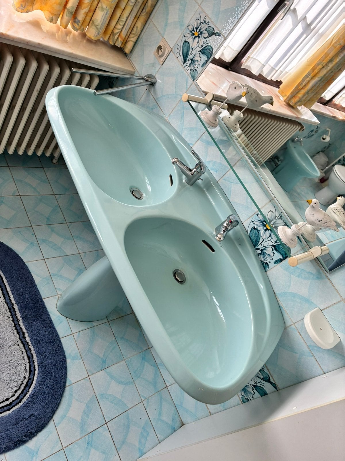 Vintage wastafel + bidet licht blauw, Lavabo ou Évier, Moins de 100 cm, 100 à 150 cm, Enlèvement