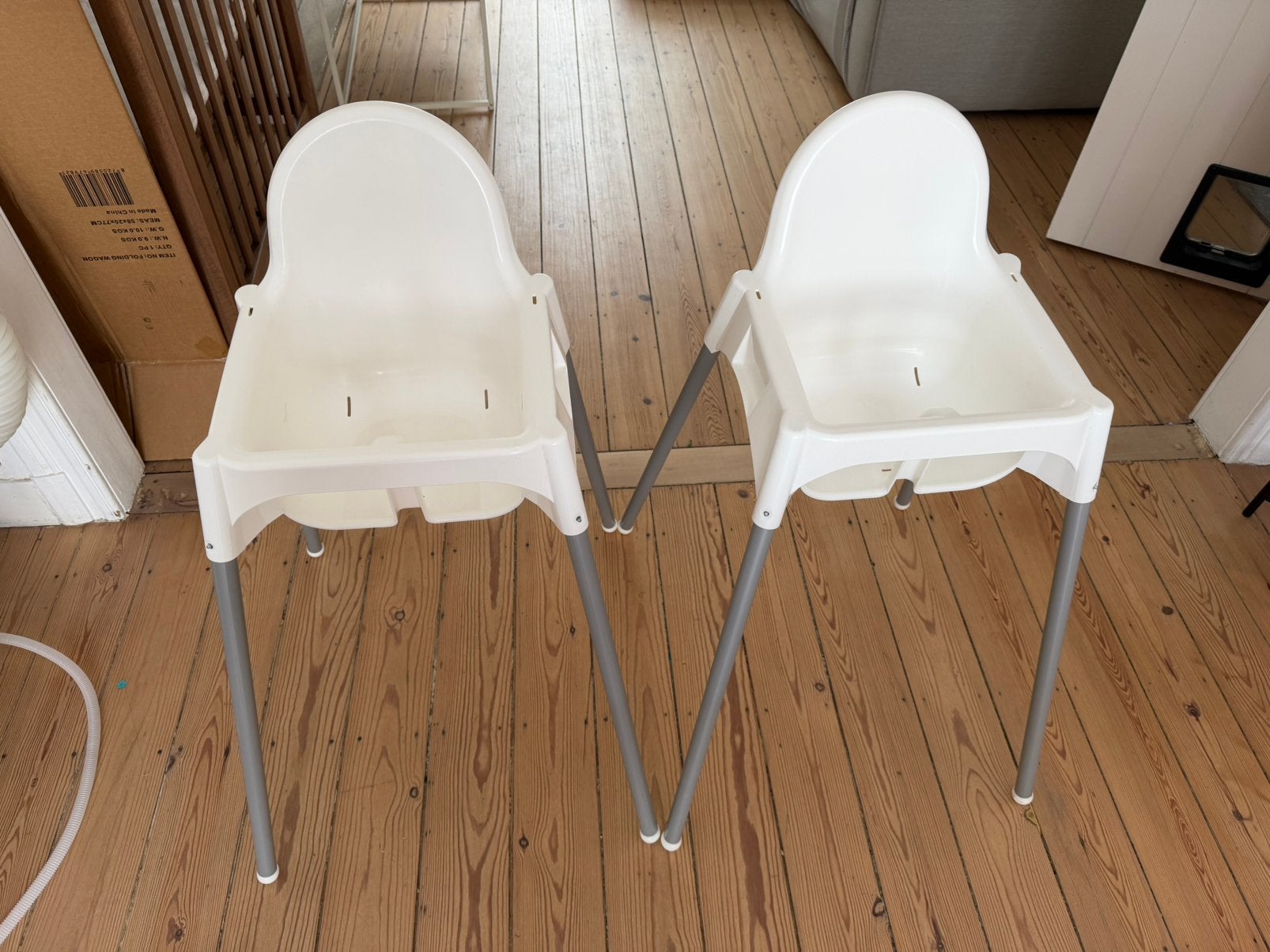 Antilop Kinderstoelen 2 stuks, Kinderen en Baby's, Kinderstoelen, Ophalen, Gebruikt, Overige typen, Aanschuifbaar