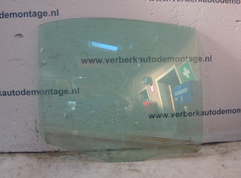 VITRE ARRIERE DROITE BMW 5 serie (E39) (01-1995/12-2004), Utilisé, BMW, Petuelring 130
80809  München, DE, Bayerische Motoren Werke AG