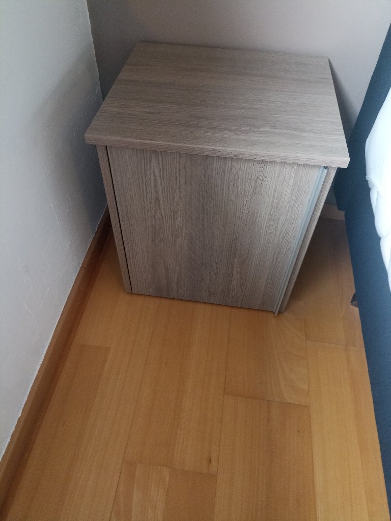 nachtkastjes, Huis en Inrichting, Slaapkamer | Nachtkastjes, Ophalen, 55 tot 70 cm, Zo goed als nieuw, 45 tot 65 cm