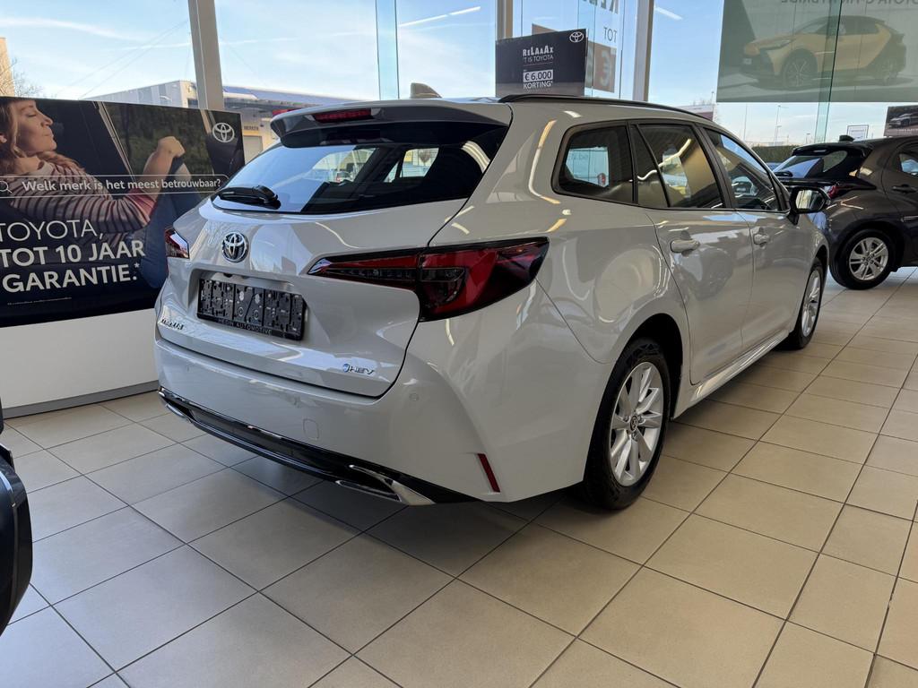 Toyota Corolla Touring Sport 1.8 Hybrid Dynamic e-CVT, Auto's, 4 cilinders, Corolla, Bedrijf, Hybride Elektrisch/Benzine