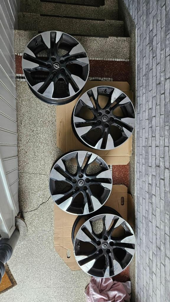 Lot de 4 jantes pour Opel Grandland X Modèle 2019, 255 mm, Véhicule de tourisme, Pneus été, 18 pouces
