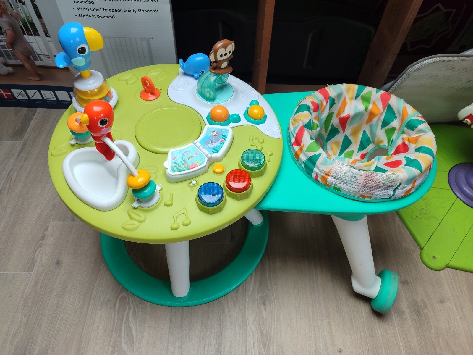 speeltafel baby's, Ophalen