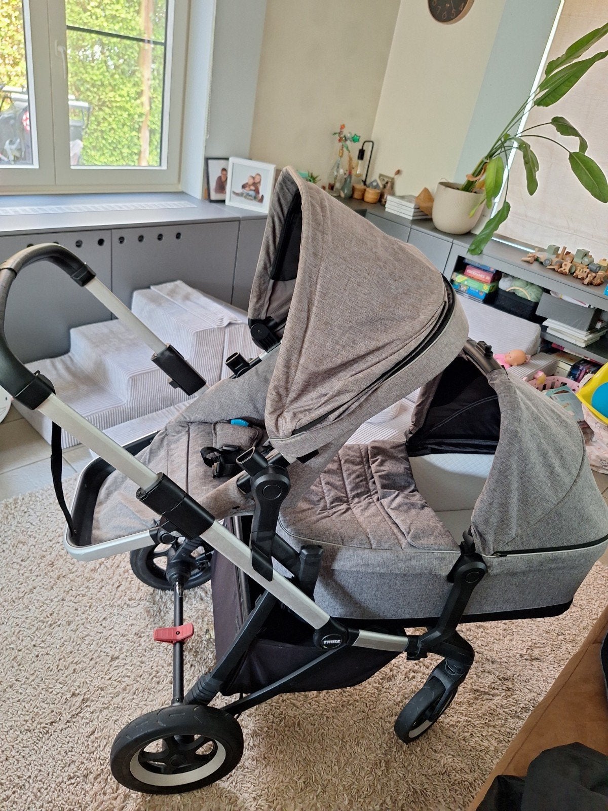 Thule Sleek kinderwagen, Ophalen