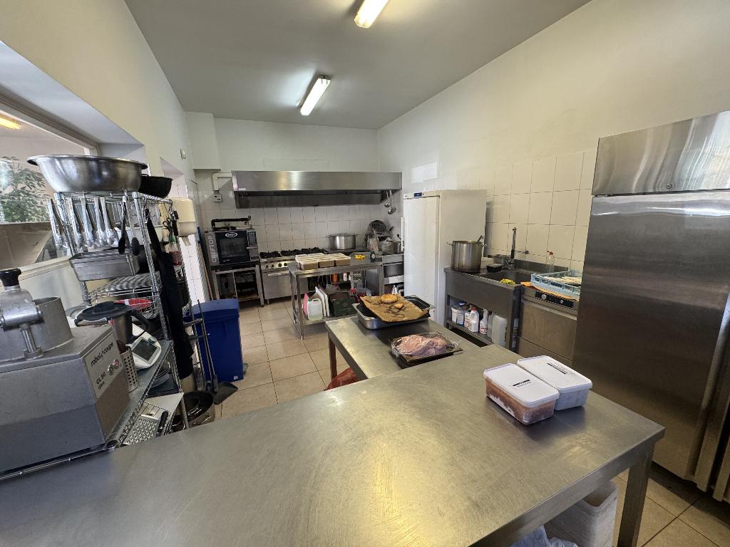 Dark kitchen a remettre